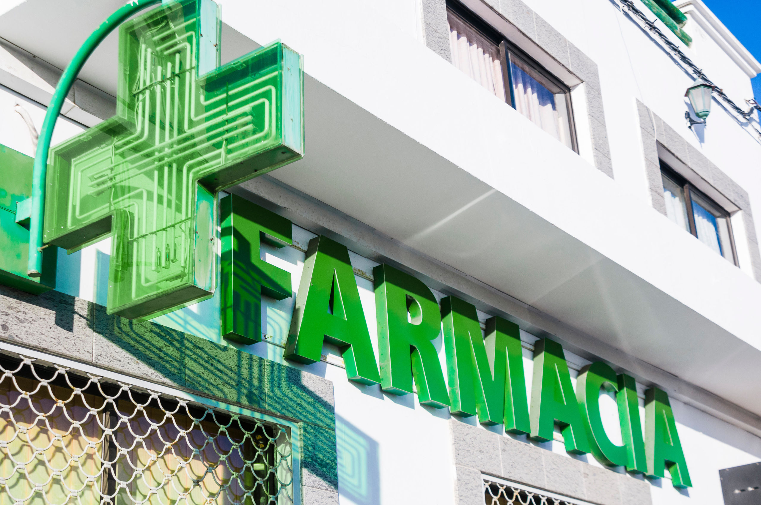 Funes: sigue el frío y las farmacias se preparan para atender durante el fin de semana